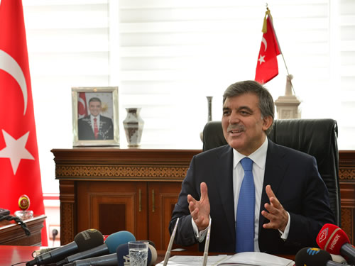 President Gül Shares His Views on Current Affairs
